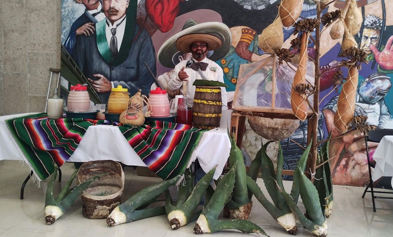 Curados Corona en evento