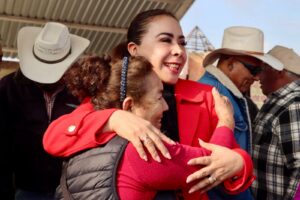Apoyan a Central de Abastos de Actopan tras daños por vientos